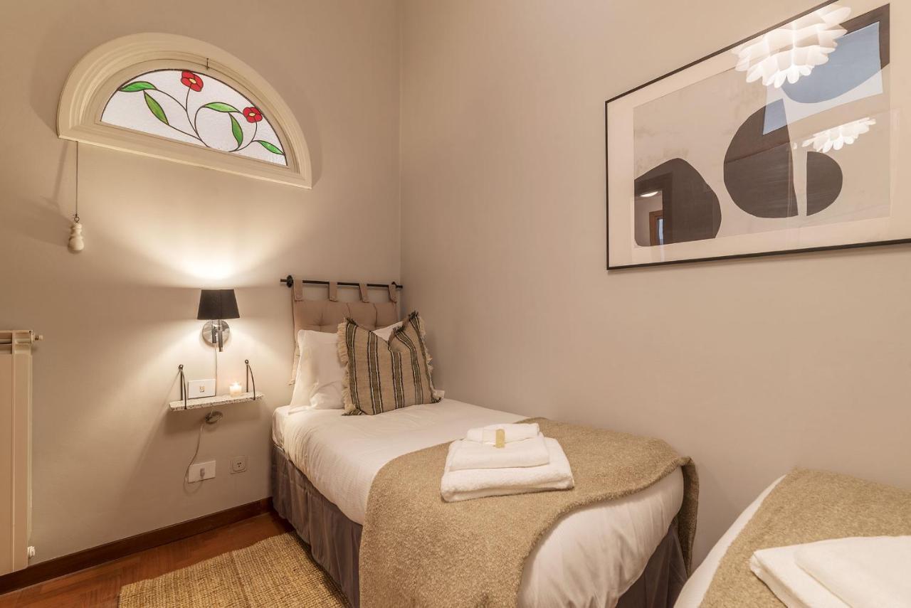 Lively Roma Trastevere Renovated Apartment - FromhometoRoma Ngoại thất bức ảnh