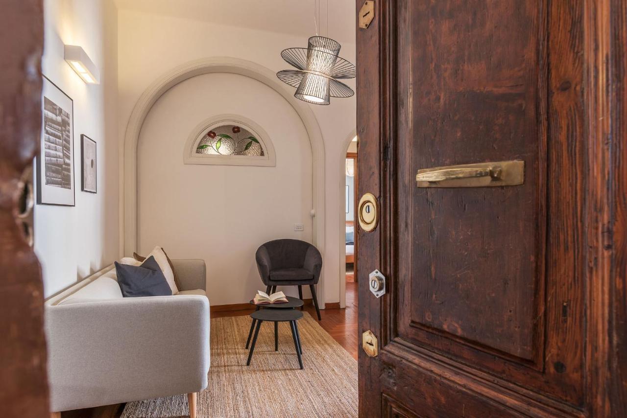 Lively Roma Trastevere Renovated Apartment - FromhometoRoma Ngoại thất bức ảnh