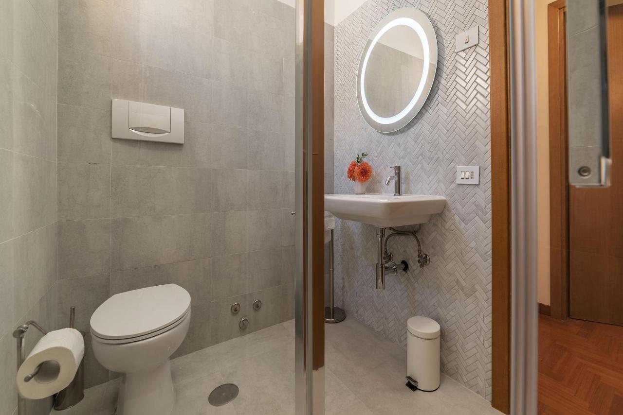 Lively Roma Trastevere Renovated Apartment - FromhometoRoma Ngoại thất bức ảnh